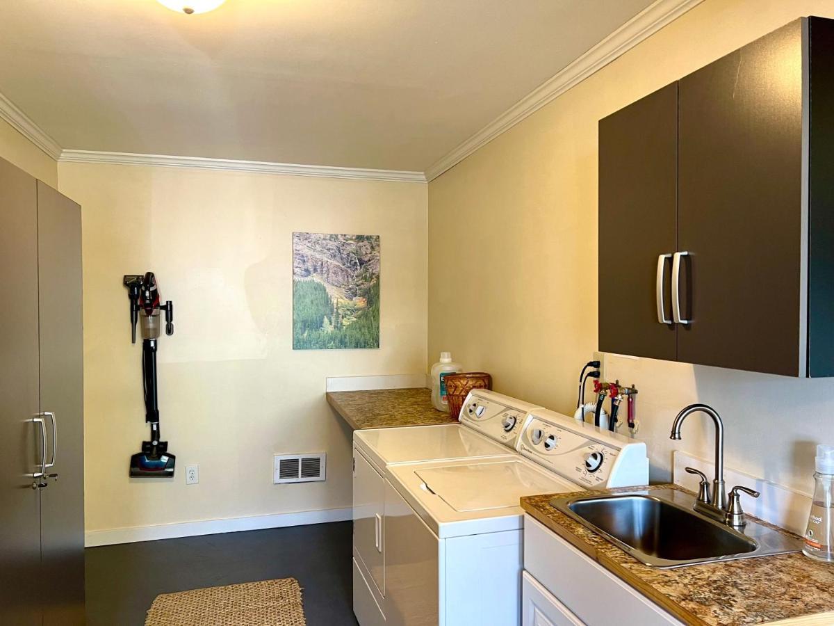 Glacier'S Edge Cabins Columbia Falls Εξωτερικό φωτογραφία